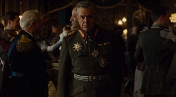 Danny-Huston