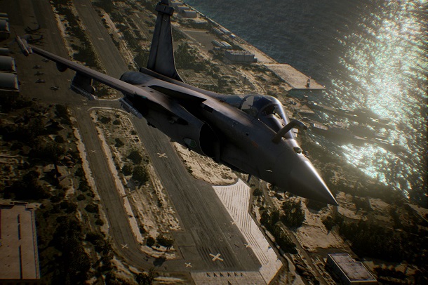 گفتگوهای رادیویی بازی Ace Combat 7 توسط نویسنده نسخه چهارم نوشته خواهد شد