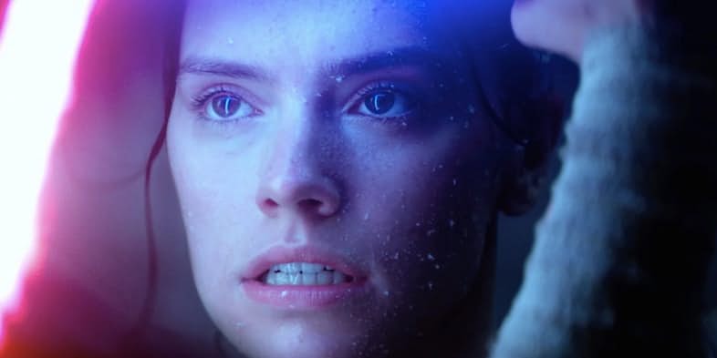 Rey-Close-Up